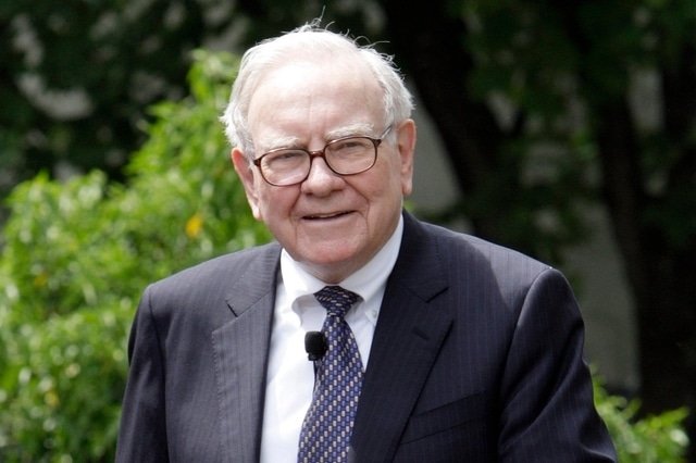 Photo-Warren-Buffett-Citation-Interview-Clean-Your-Finance